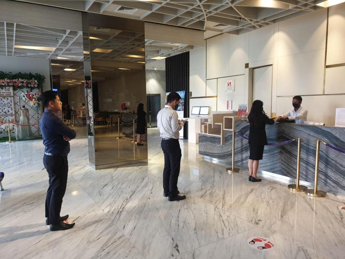 Swiss-Belinn Cikarang Kültér fotó
