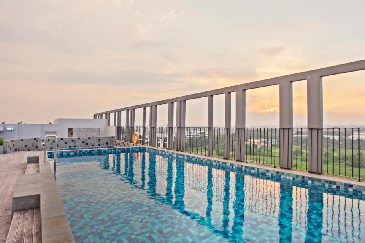 Swiss-Belinn Cikarang Kültér fotó