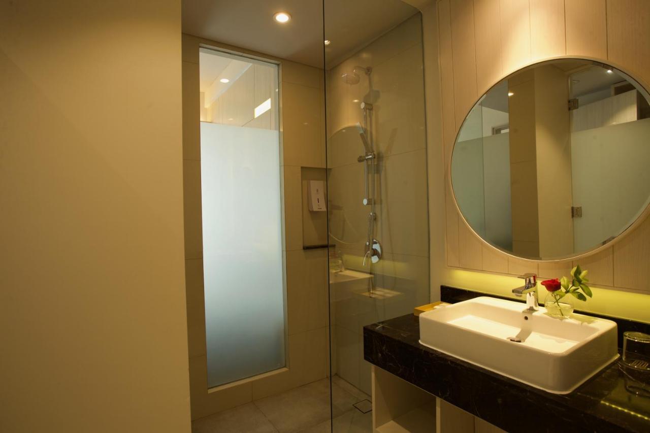 Swiss-Belinn Cikarang Kültér fotó