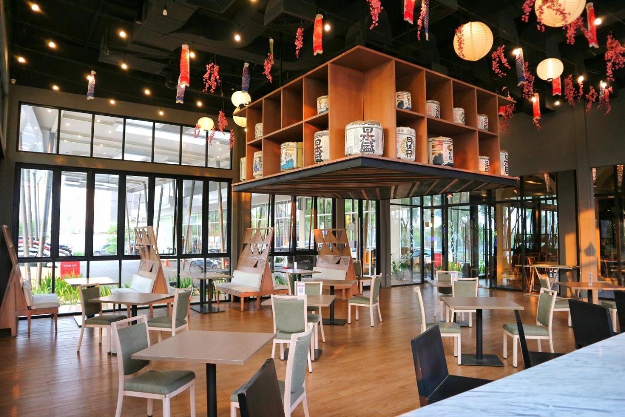 Swiss-Belinn Cikarang Kültér fotó