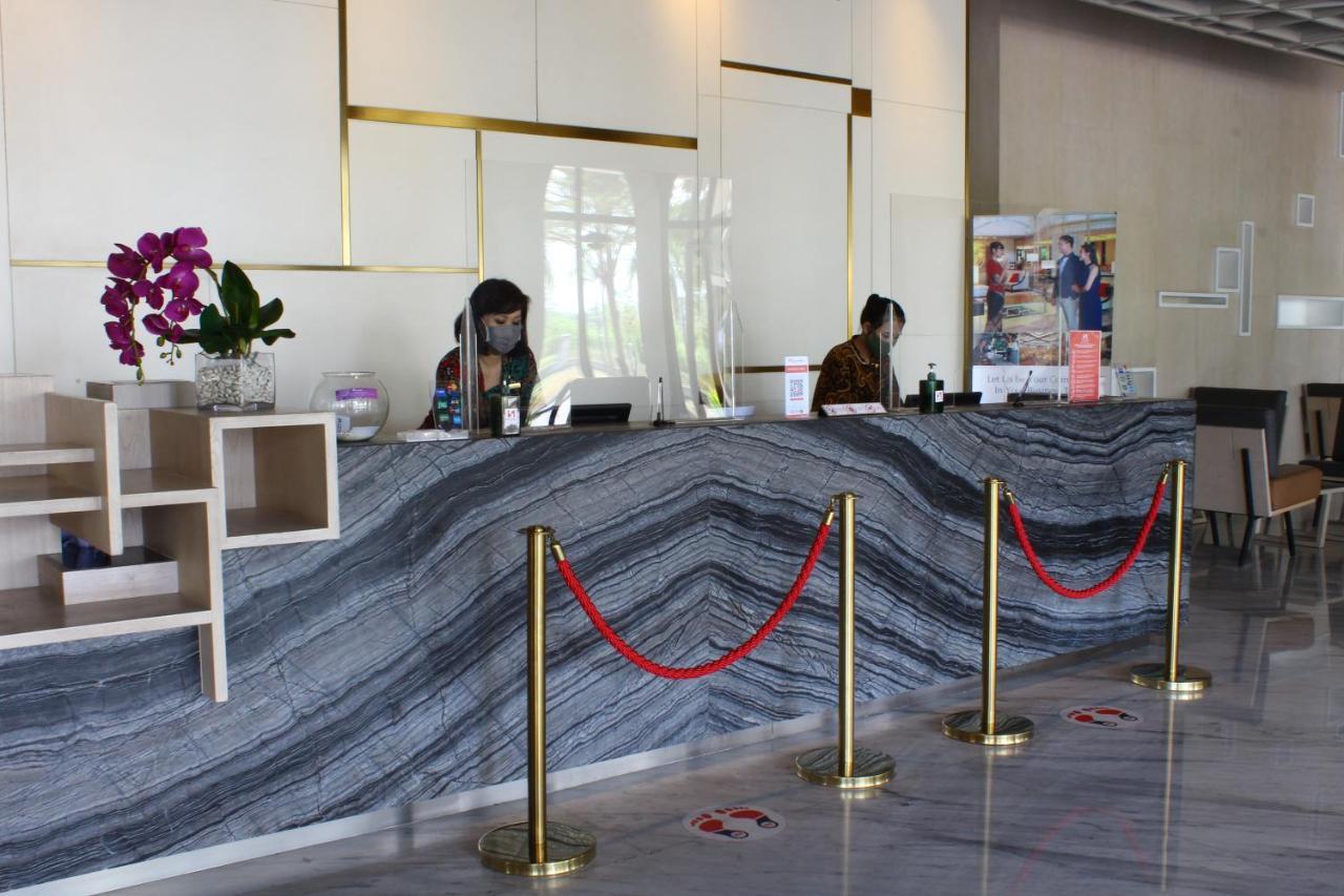 Swiss-Belinn Cikarang Kültér fotó