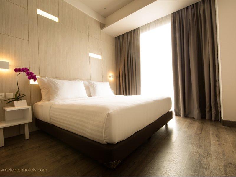 Swiss-Belinn Cikarang Kültér fotó